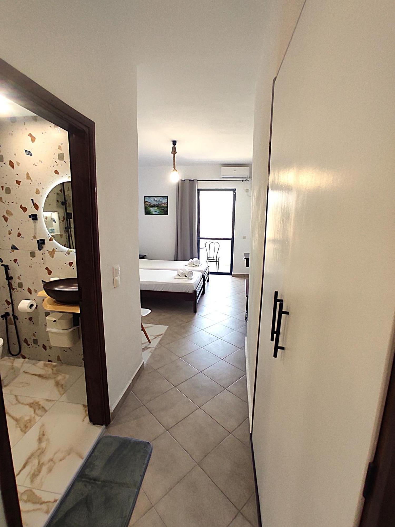 Creta Star Apartments Agia Galini Eksteriør bilde
