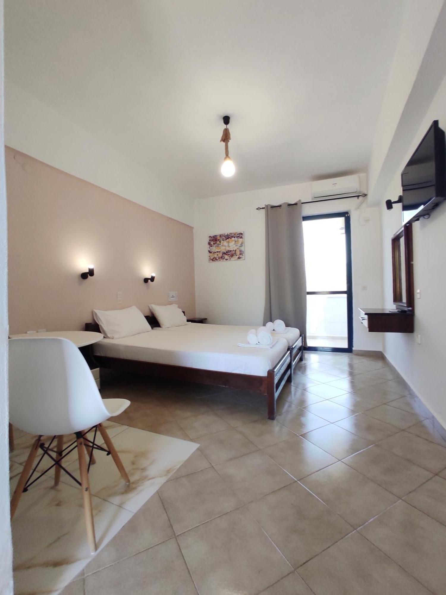 Creta Star Apartments Agia Galini Eksteriør bilde