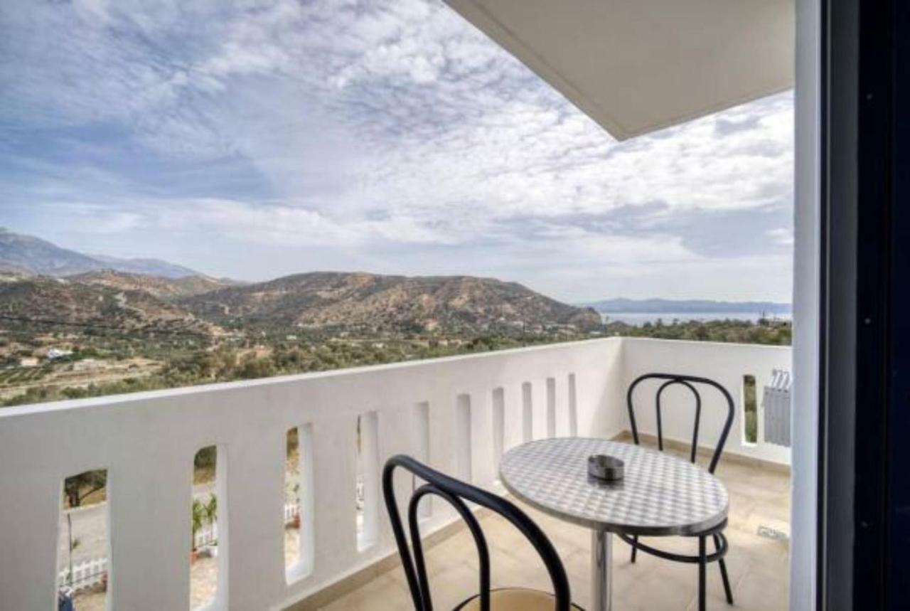 Creta Star Apartments Agia Galini Eksteriør bilde